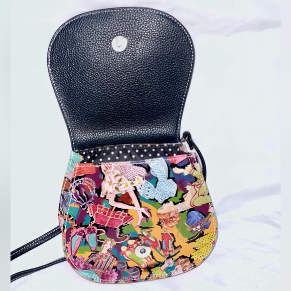 Sydney Love Unique Printed Design Faux Pebbled  Leather Small Crossbody - Picture 6 of 12